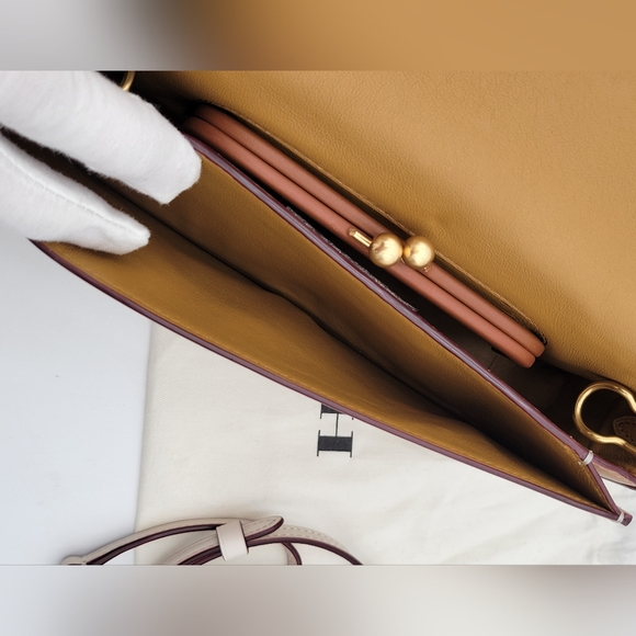 💥NWOT💥 Coach Dinky w/ Signature Embossing, Chalk - Picture 9 of 16